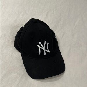 New Era Black and White Women's Hat